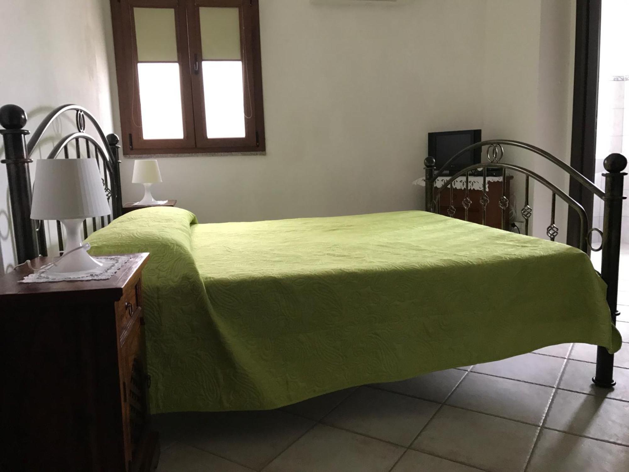 Affittacamere Peonia Oliena Εξωτερικό φωτογραφία